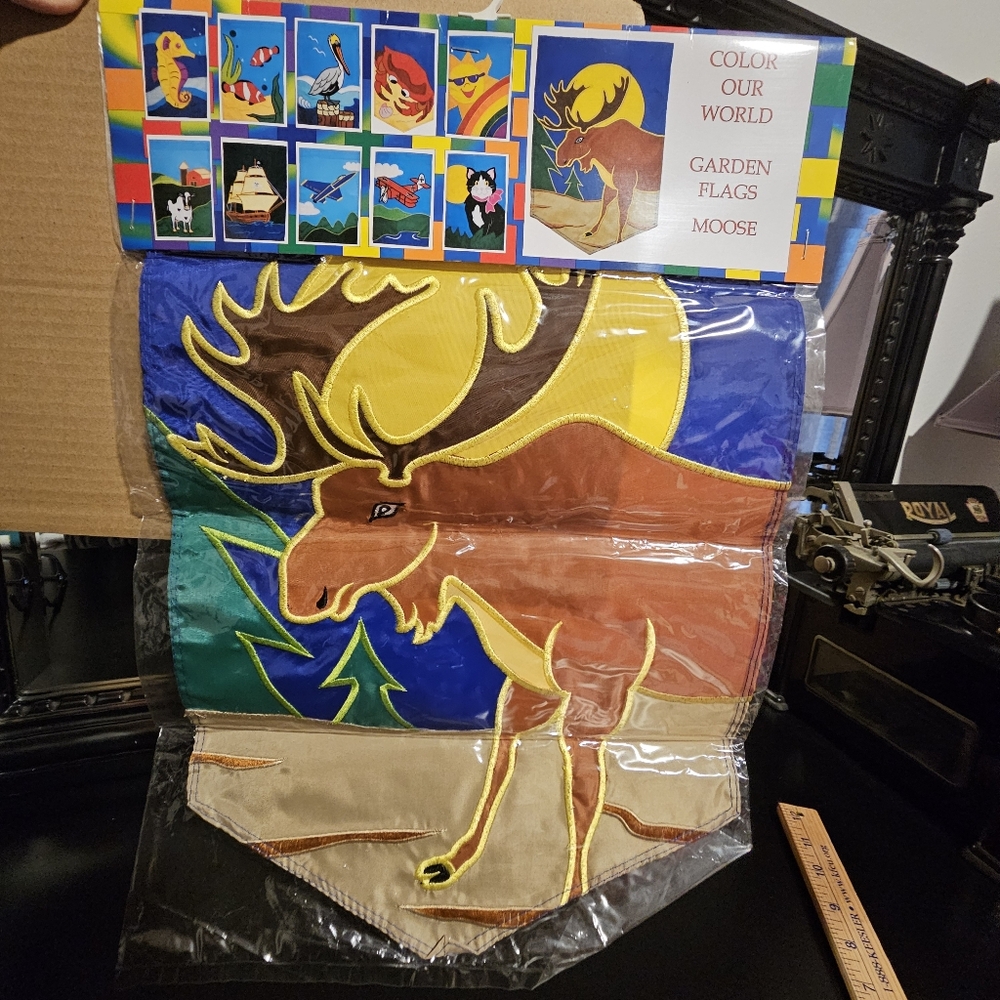 Garden flag - Moose - 12 x 18 New 🫎 L👀K Christmas Winter Welcome